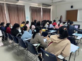 63. Day 1 โครงการพัฒนาทักษะด้านภาษาอังกฤษ สำหรับนักศึกษาครู